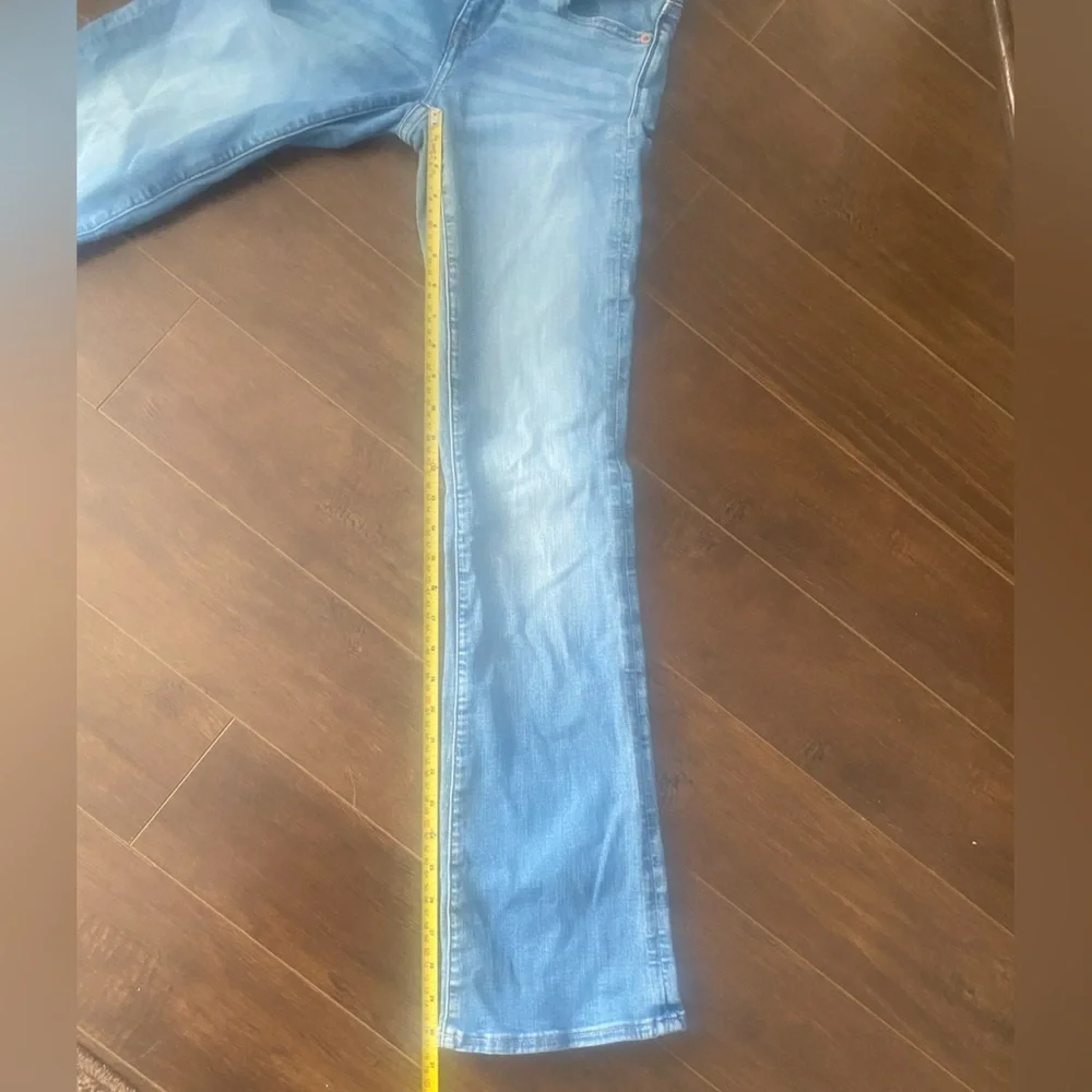 American Eagle Low Rise Bootcut Ripped Blue Jeans Size 0 - Picture 14 of 15